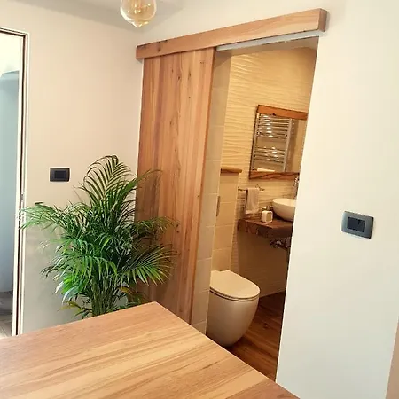 Wine Cellar Pensión 3*