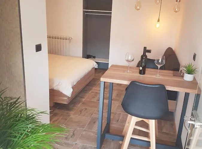 Wine Cellar Гостевой дом Випава