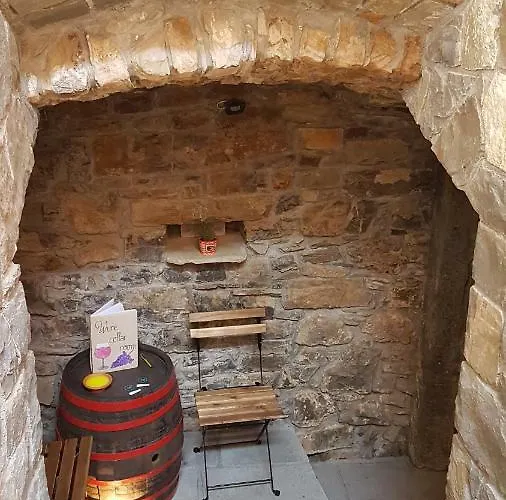 Wine Cellar Affittacamere 3*